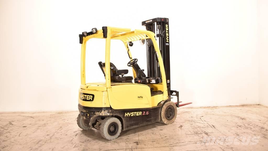 Hyster J2.5XN バッテリーフォークリフト