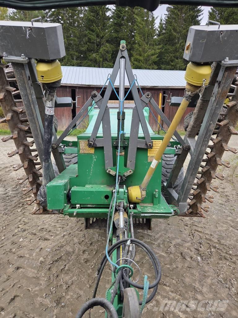 Kivi-Pekka 5 石磔除去機