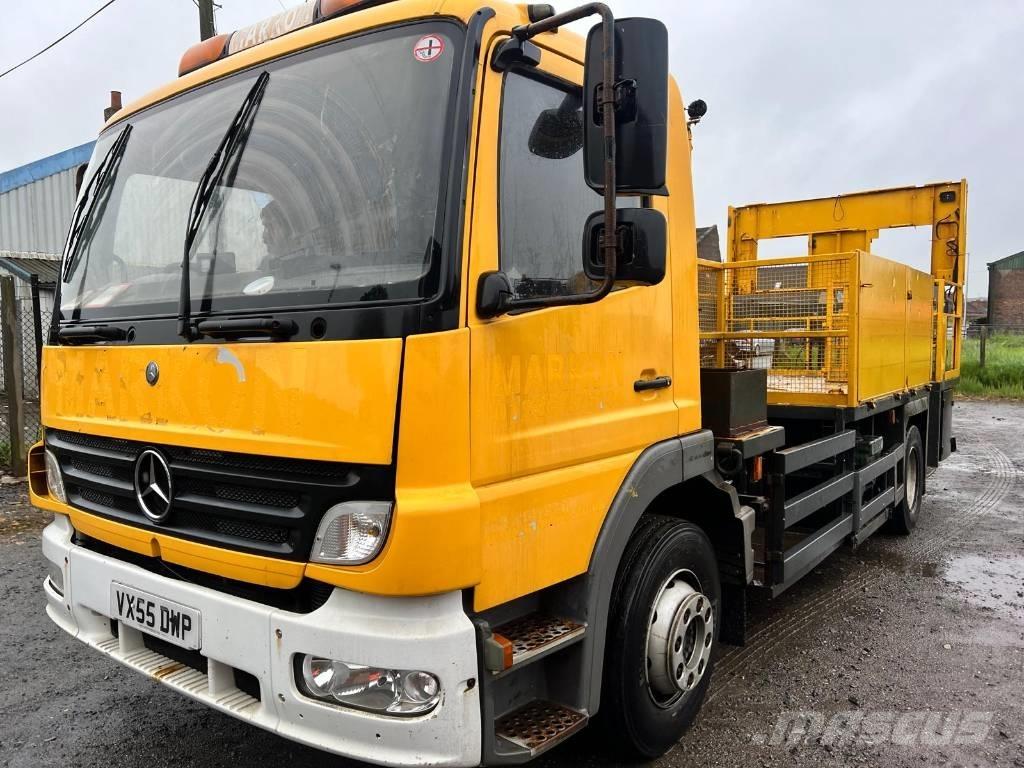 Mercedes-Benz 1318 その他トラック