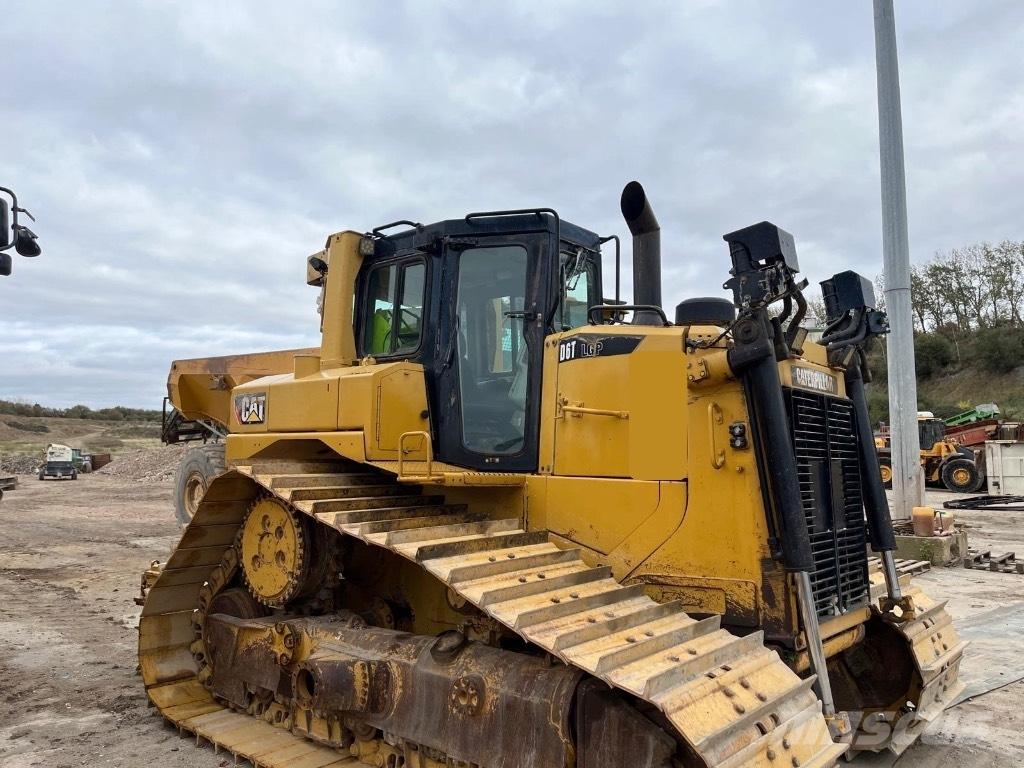 CAT D 6 T LGP ブルドーザー