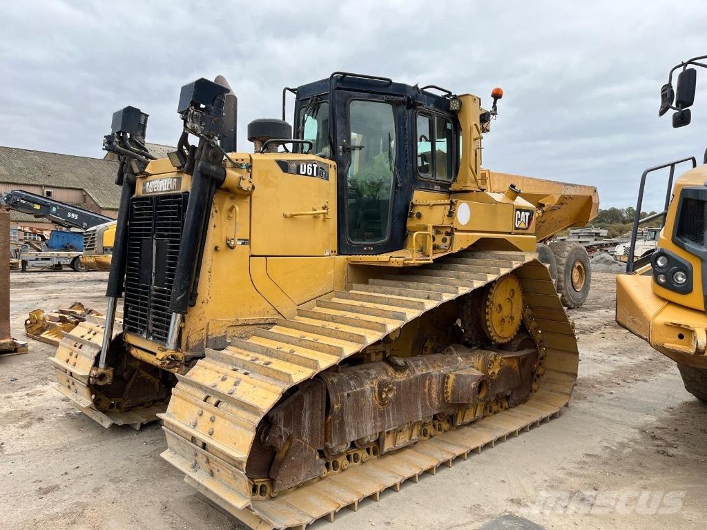CAT D 6 T LGP ブルドーザー