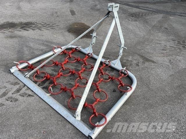 Peecon WS 135 TG 道路用レーキ