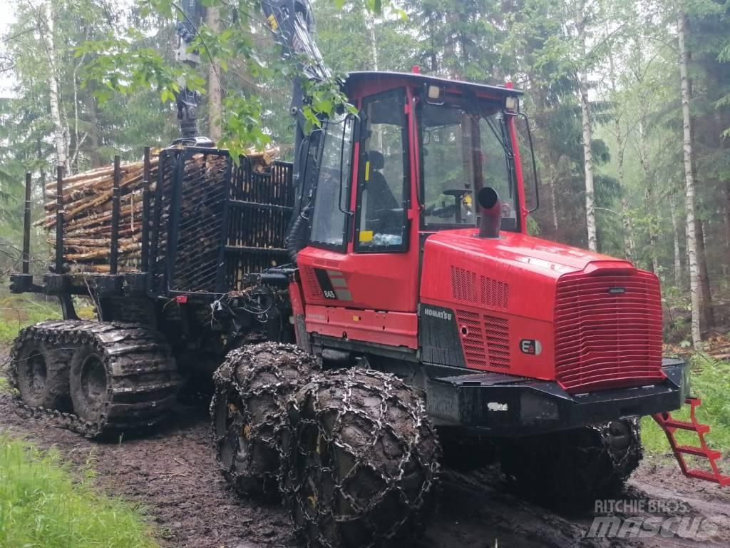 Komatsu 845 フォワーダー