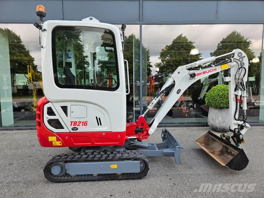 Takeuchi TB 216 ミニ油圧ショベル 7t以下（ミニユンボ・ミニディガー）