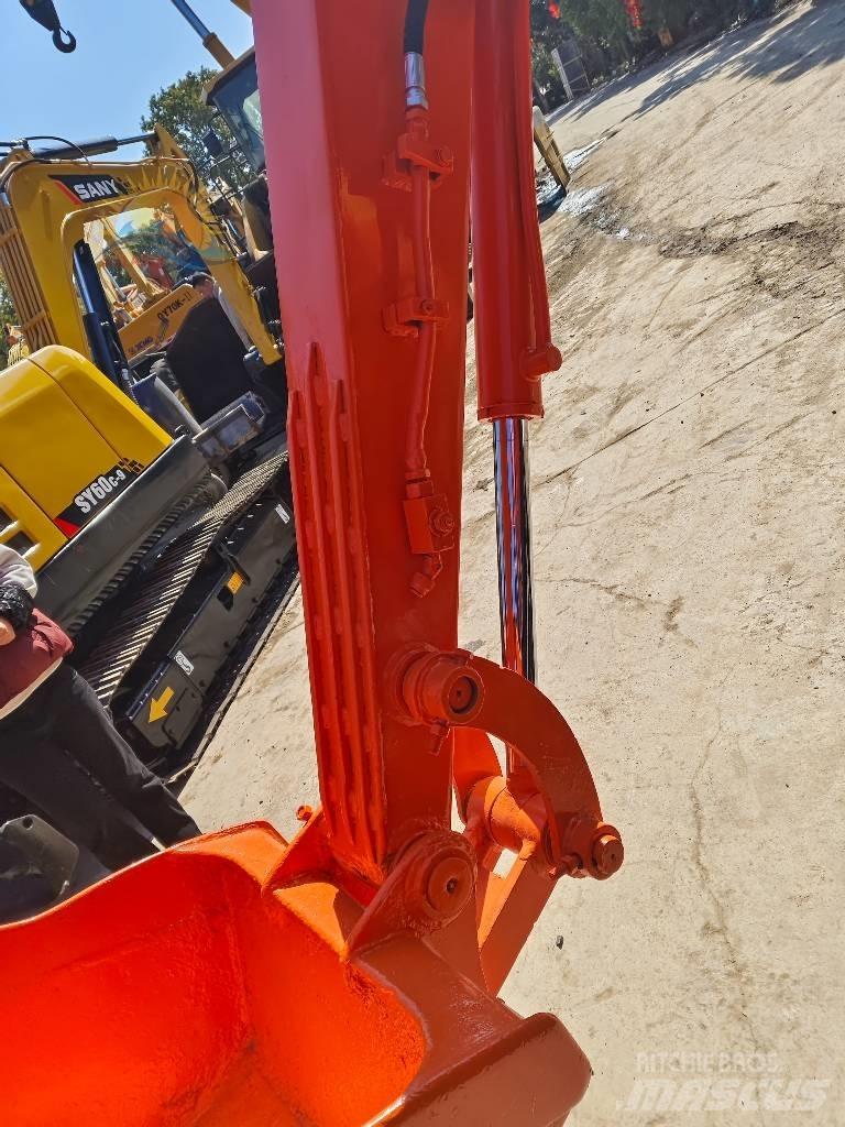 Doosan DH 55 ミニ油圧ショベル 7t以下（ミニユンボ・ミニディガー）