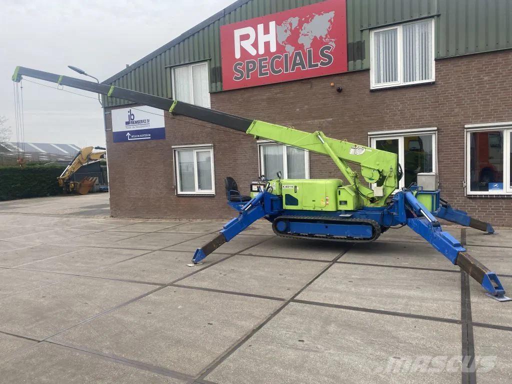 Maeda MC-305C クローラクレーン