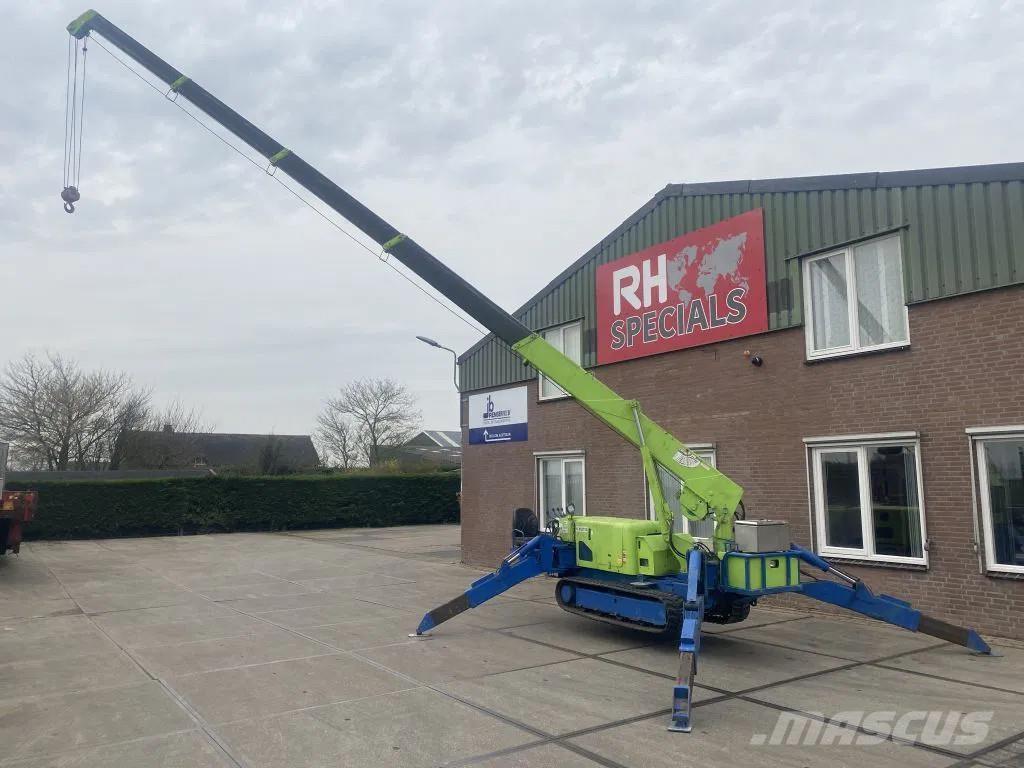 Maeda MC-305C クローラクレーン