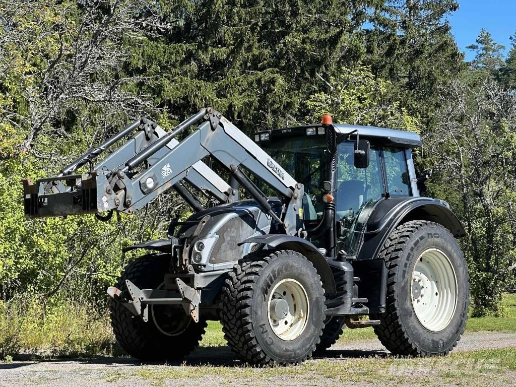 Valtra N 123 H5 トラクター