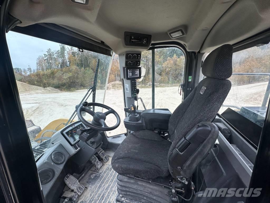 CAT 950 M ホイールローダー・タイヤショベル