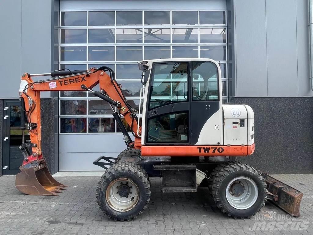 Terex TW70 ミニ油圧ショベル 7t以下（ミニユンボ・ミニディガー）