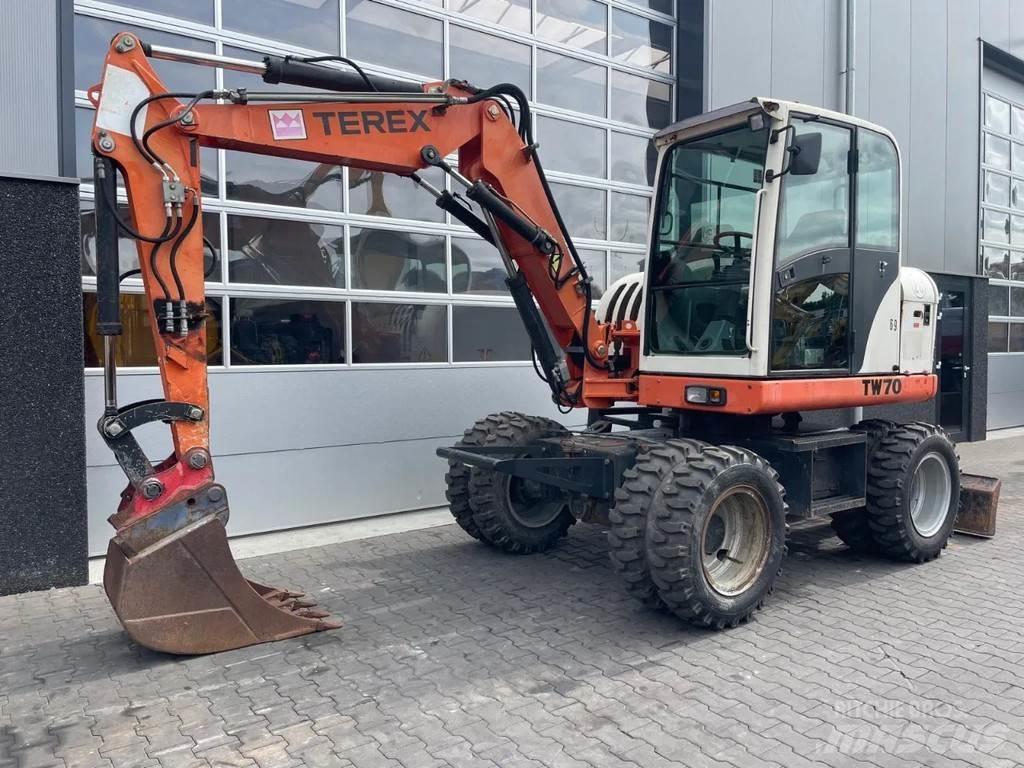 Terex TW70 ミニ油圧ショベル 7t以下（ミニユンボ・ミニディガー）