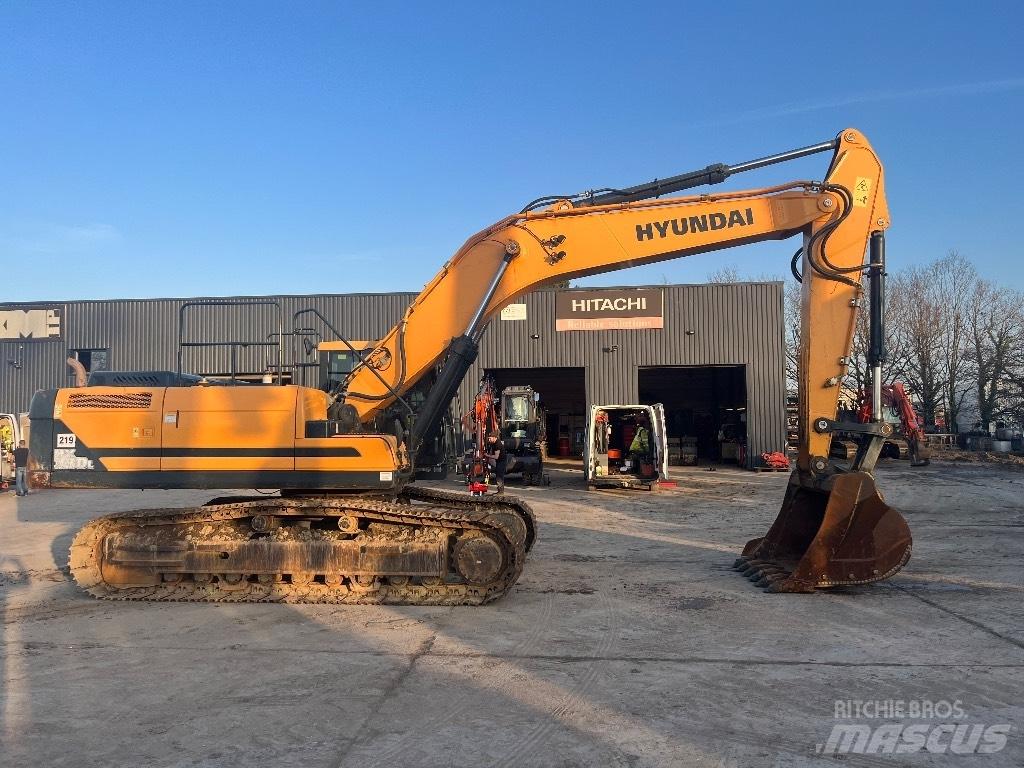 Hyundai HX 330 L 大型油圧ショベル12t以上（パワーショベル・ユンボ）
