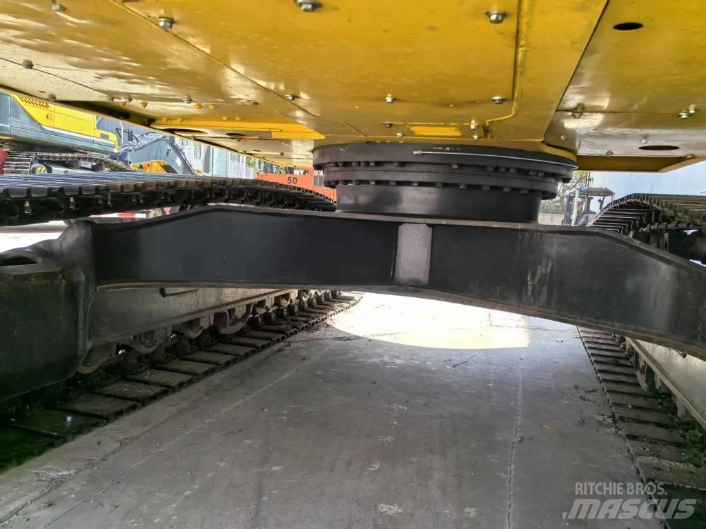 Komatsu PC 220-8 大型油圧ショベル12t以上（パワーショベル・ユンボ）
