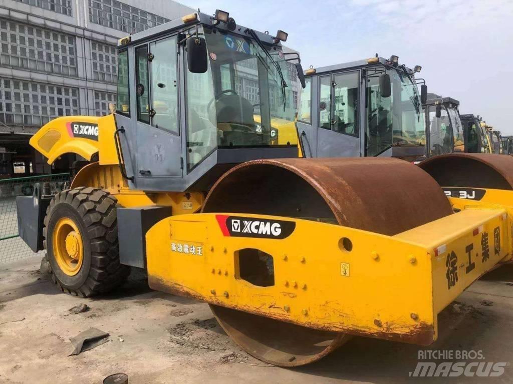 XCMG XS 223 J 振動ローラ