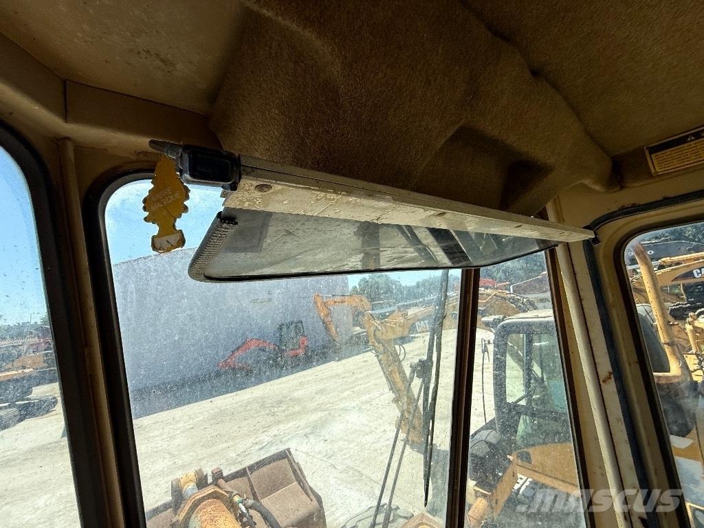 CAT 950 F ホイールローダー・タイヤショベル