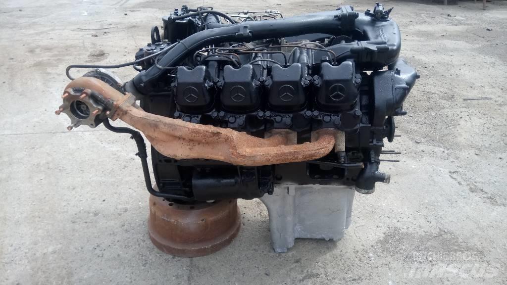 Mercedes-Benz OM 402 エンジン