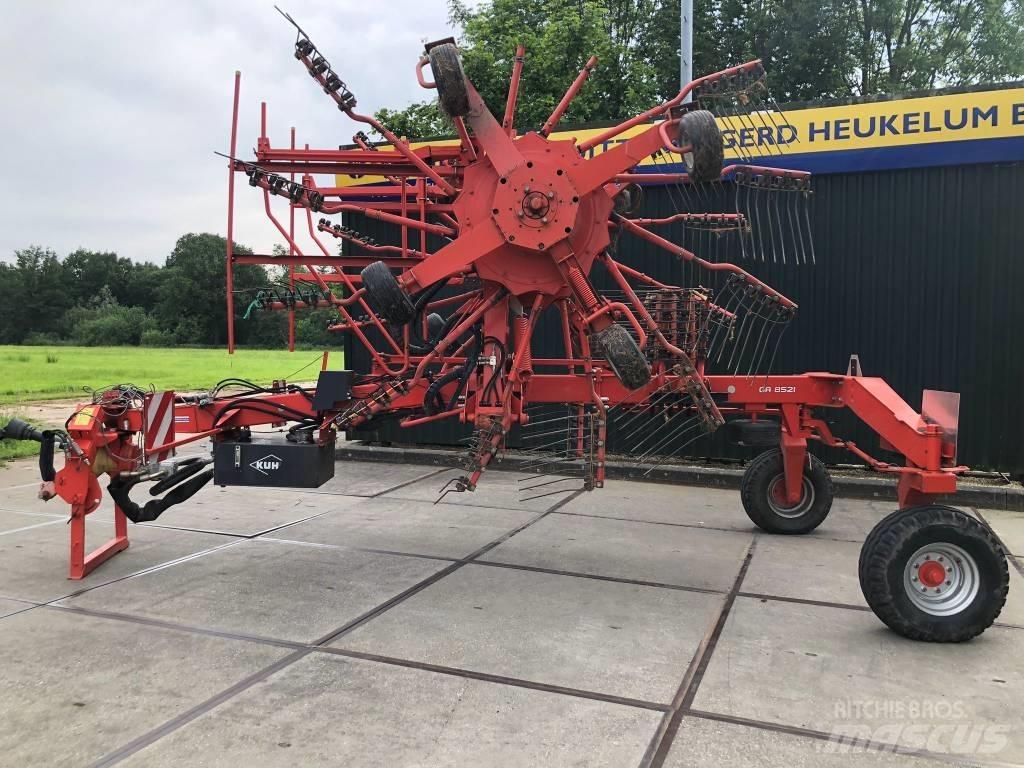 Kuhn GA 8521 ウィンドローア/レーキ