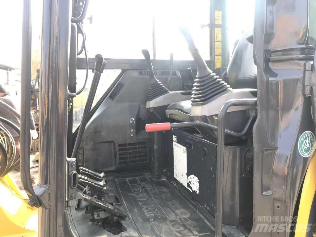 Komatsu PC 55 大型油圧ショベル12t以上（パワーショベル・ユンボ）