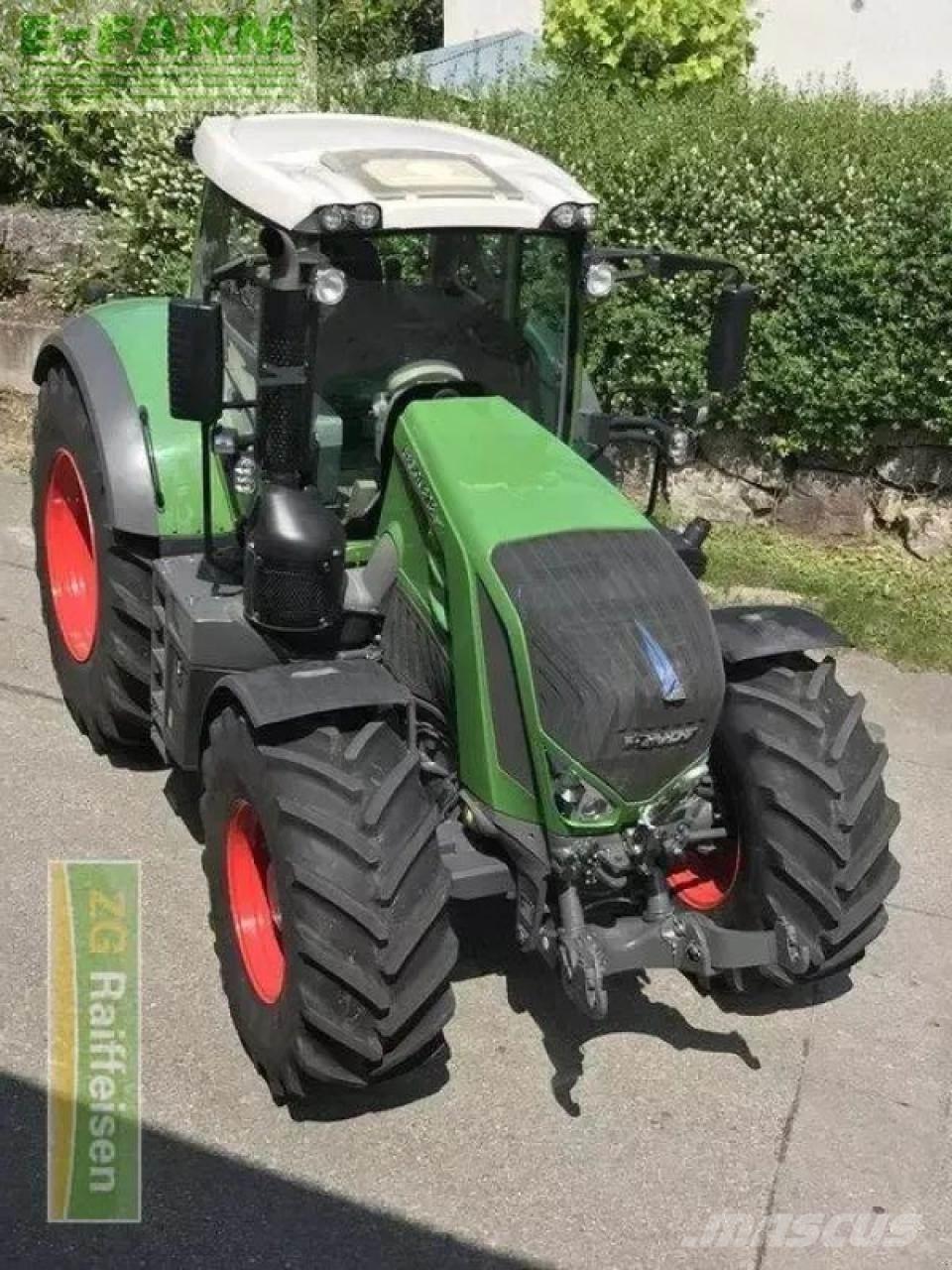 Fendt 828 vario s4 トラクター
