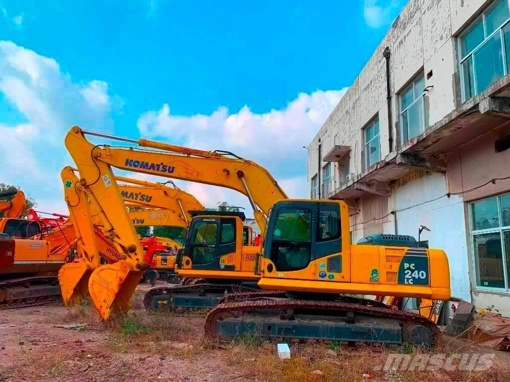 Komatsu PC 240 大型油圧ショベル12t以上（パワーショベル・ユンボ）