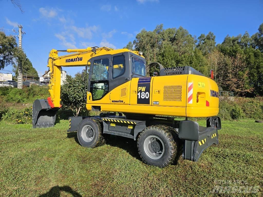 Komatsu PW 180-7 ホイール式油圧ショベル（パワーショベル・ユンボ・バックホー）