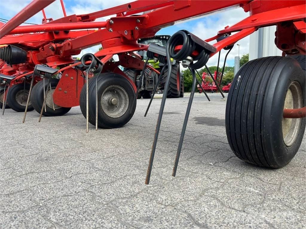Kuhn GF6502 テッダー・テッダーレーキ