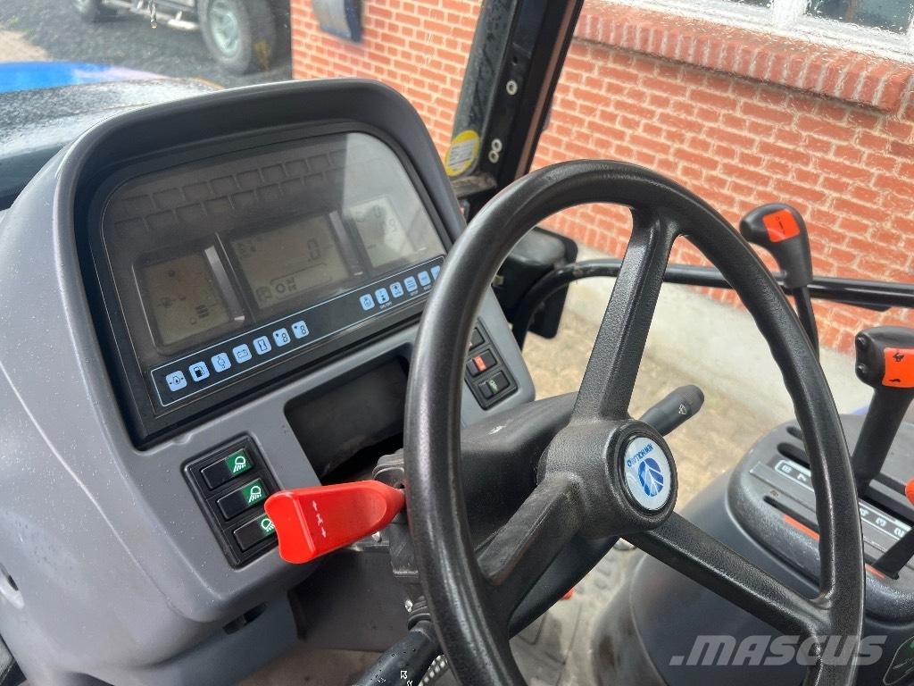 New Holland TS 115 トラクター
