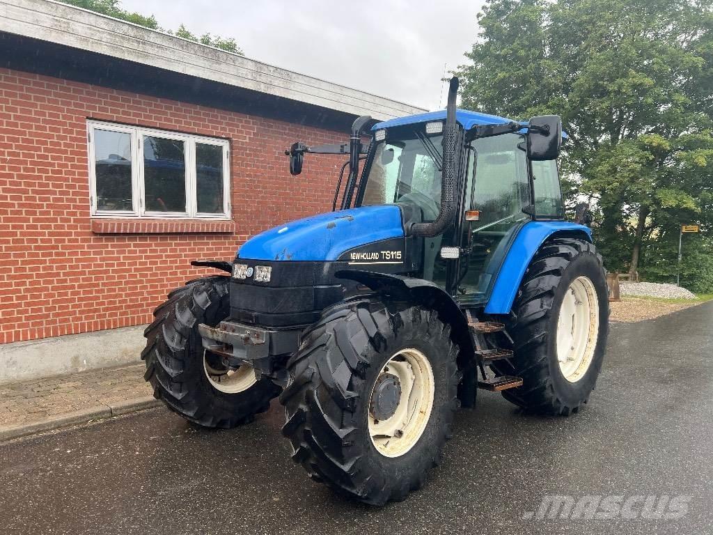 New Holland TS 115 トラクター
