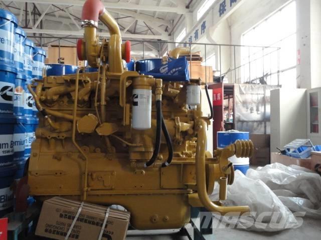 Cummins NTC-250 エンジン