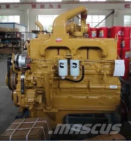 Cummins NTC-250 エンジン