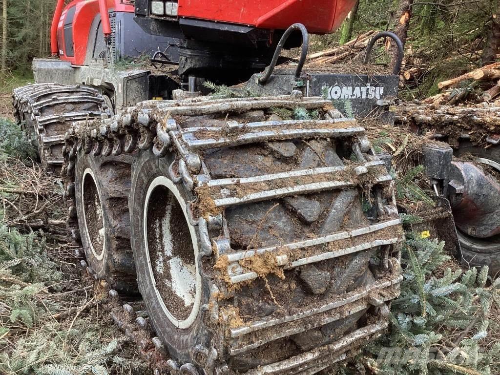 Komatsu 901 XC ハーベスター