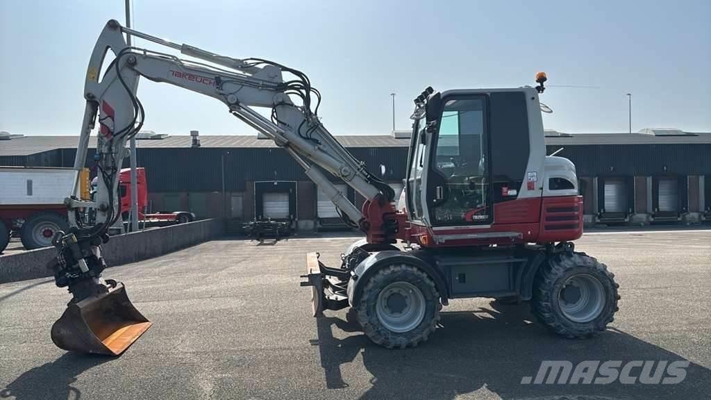 Takeuchi TB295W 特殊油圧ショベル