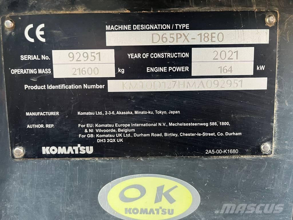 Komatsu D65PX-18E0 ブルドーザー