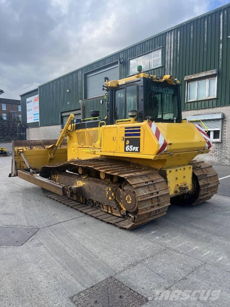 Komatsu D65PX-18E0 ブルドーザー