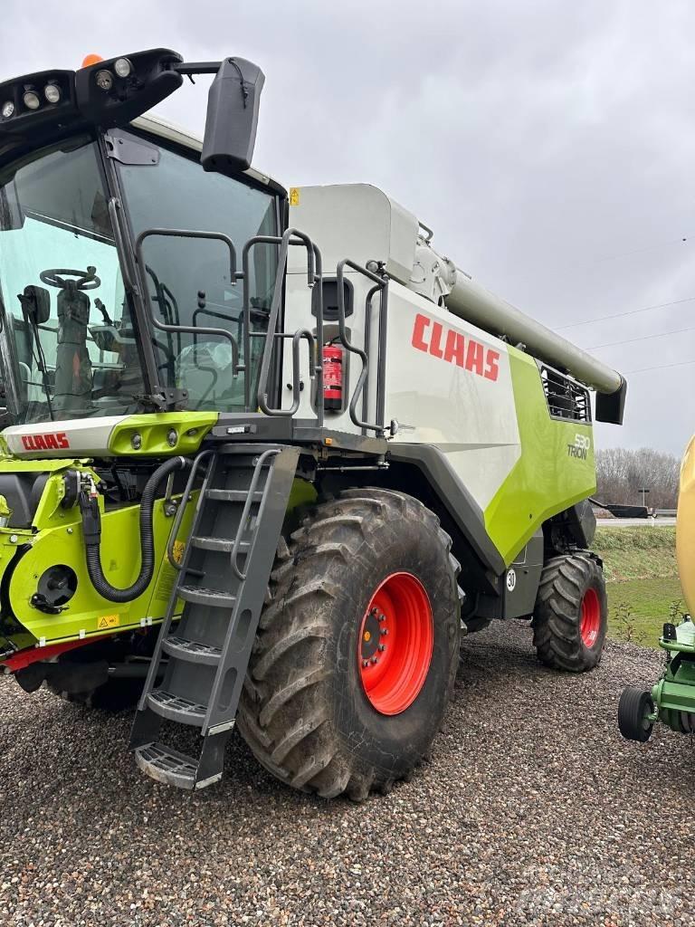 CLAAS Trion 530 コンバイン