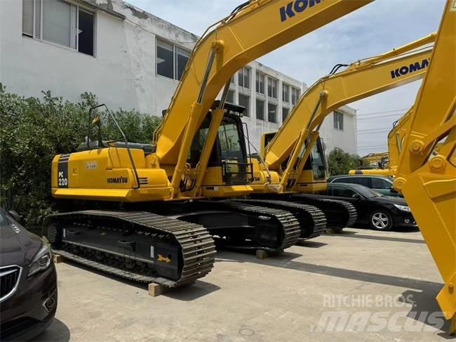 Komatsu PC 220-8 大型油圧ショベル12t以上（パワーショベル・ユンボ）