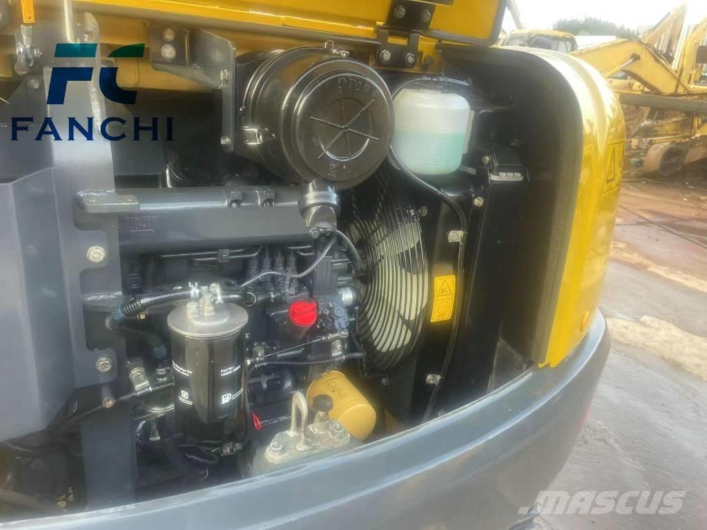 Komatsu PC 56 ミニ油圧ショベル 7t以下（ミニユンボ・ミニディガー）