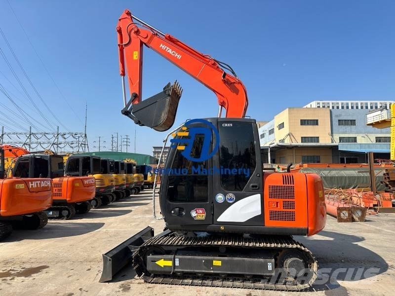 Hitachi ZX70 ミニ油圧ショベル 7t以下（ミニユンボ・ミニディガー）