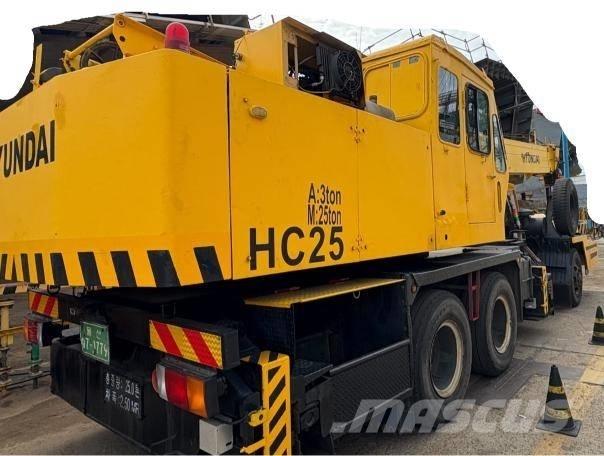 Hyundai HC 25 クローラクレーン