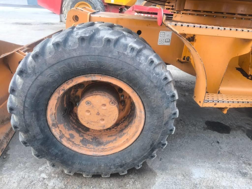 Case IH WX 145 ホイール式油圧ショベル（パワーショベル・ユンボ・バックホー）