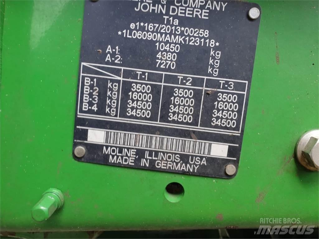 John Deere 6090M トラクター