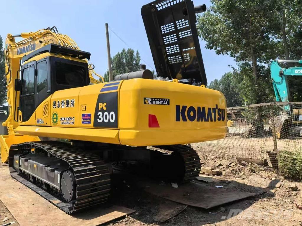 Komatsu PC 300 大型油圧ショベル12t以上（パワーショベル・ユンボ）