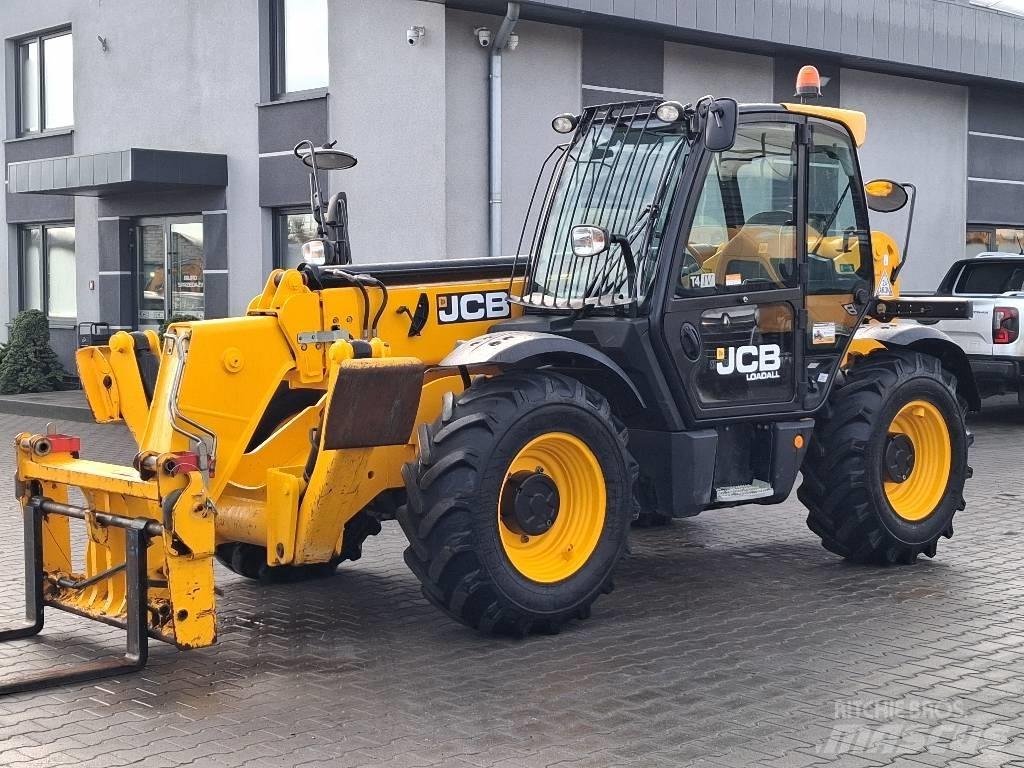 JCB 533-105 テレスコーピックハンドラー