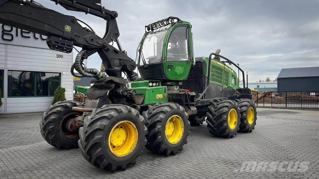 John Deere 1270 G ハーベスター