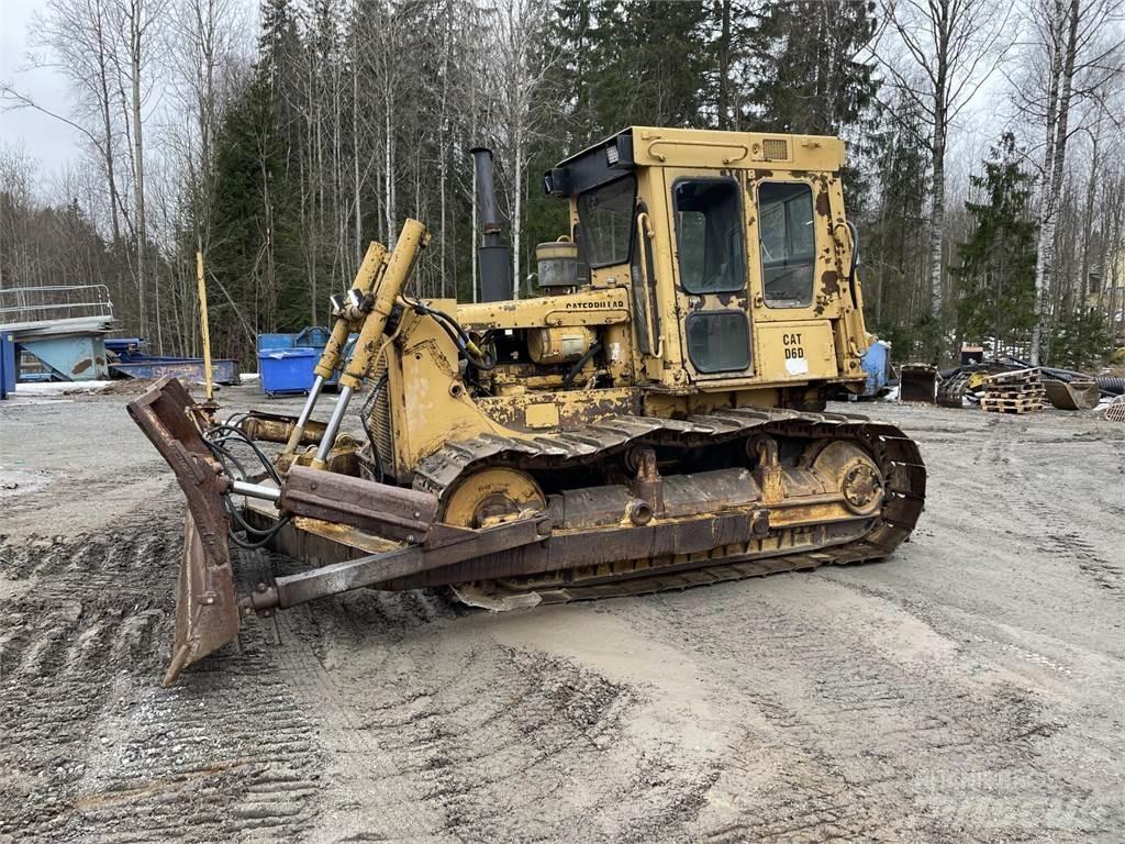 CAT D6D ブルドーザー