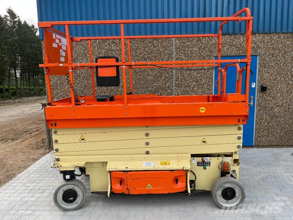 JLG 3246 ES シザースリフト