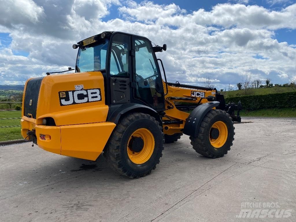 JCB TM 310 S 農業用テレハンドラー