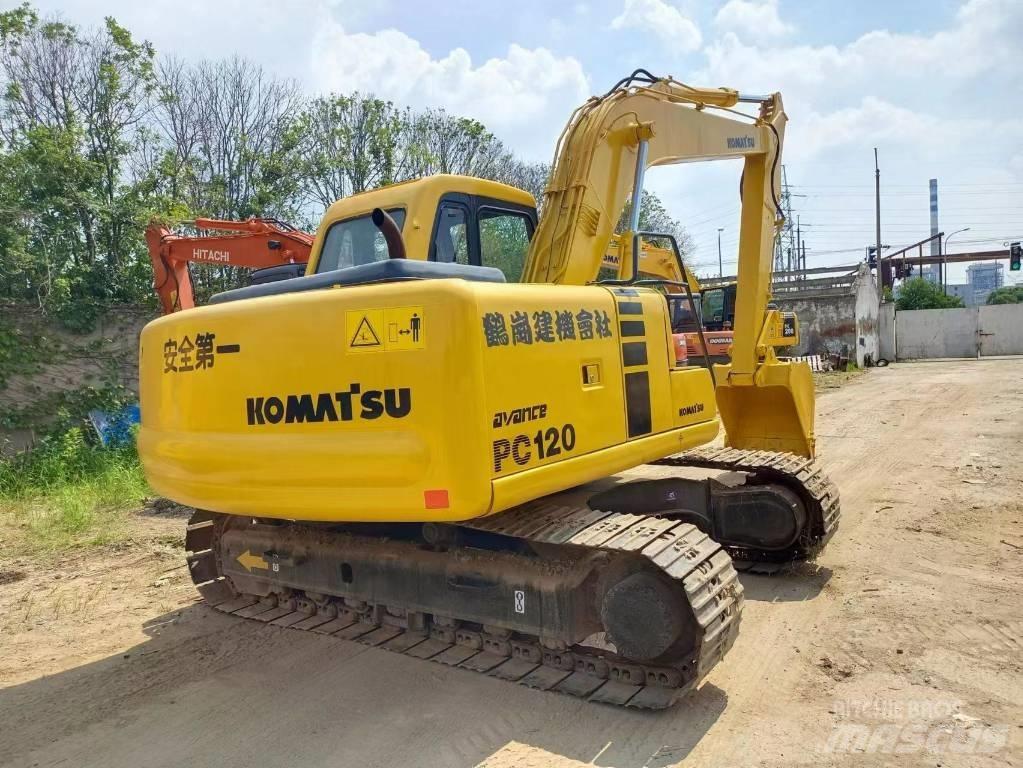 Komatsu 120 大型油圧ショベル12t以上（パワーショベル・ユンボ）