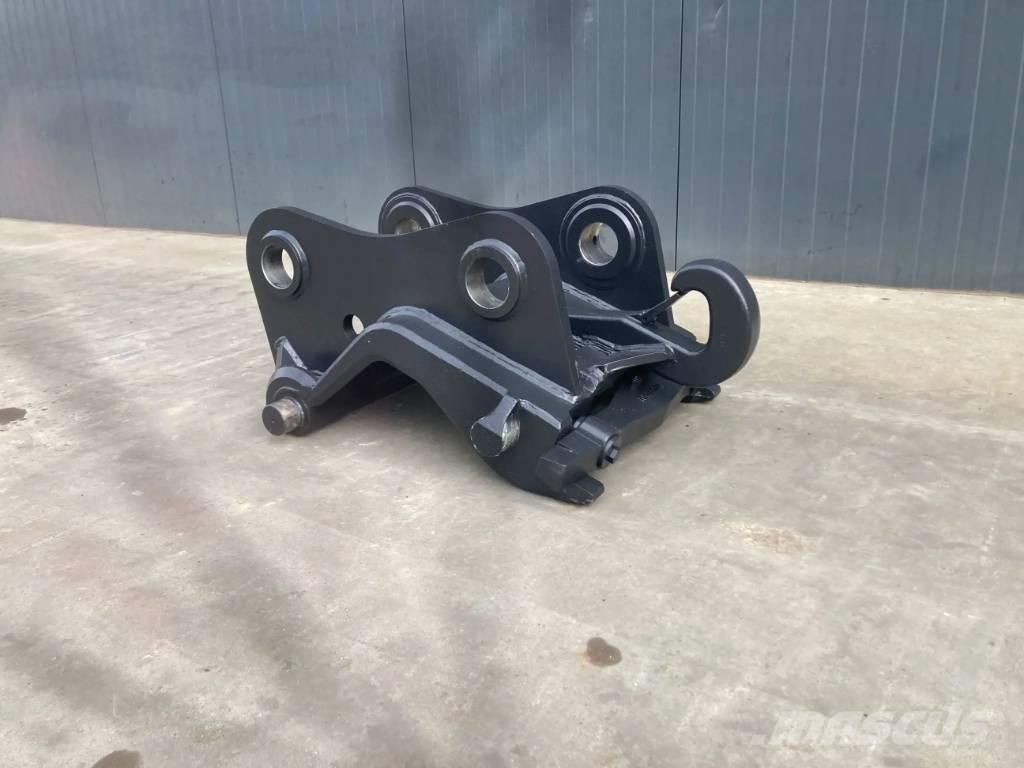  Smitma CW40 - EC210 クイックヒッチ