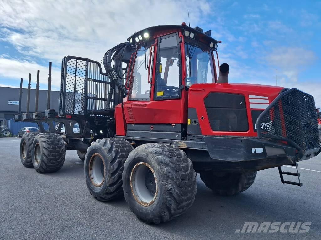 Komatsu 875 フォワーダー